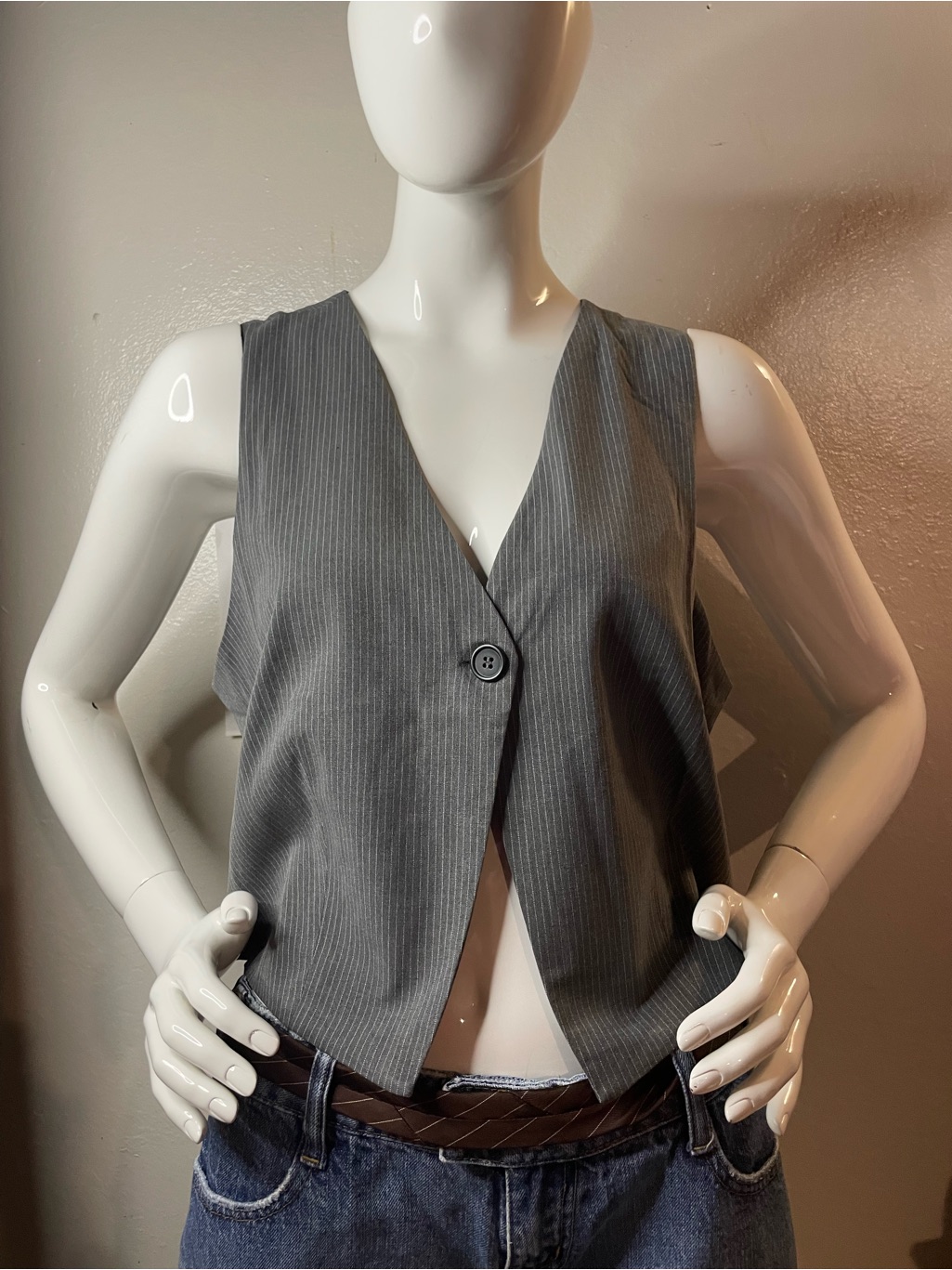 Love Tree Gray Pinstripe V-Neck Sleeveless Vest